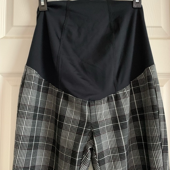 Isabel Maternity by Ingrid & Isabel Plaid Pants Size 2 - Picture 16 of 17